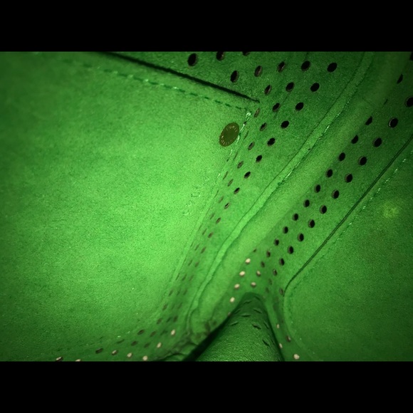 Louis Vuitton Limited Edition perforated Speedy - Picture 3 of 8